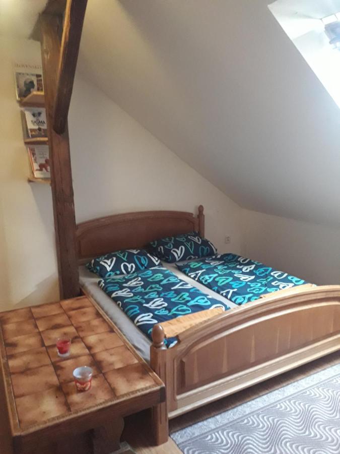 Podkrovni Apartman Alamóc Kültér fotó